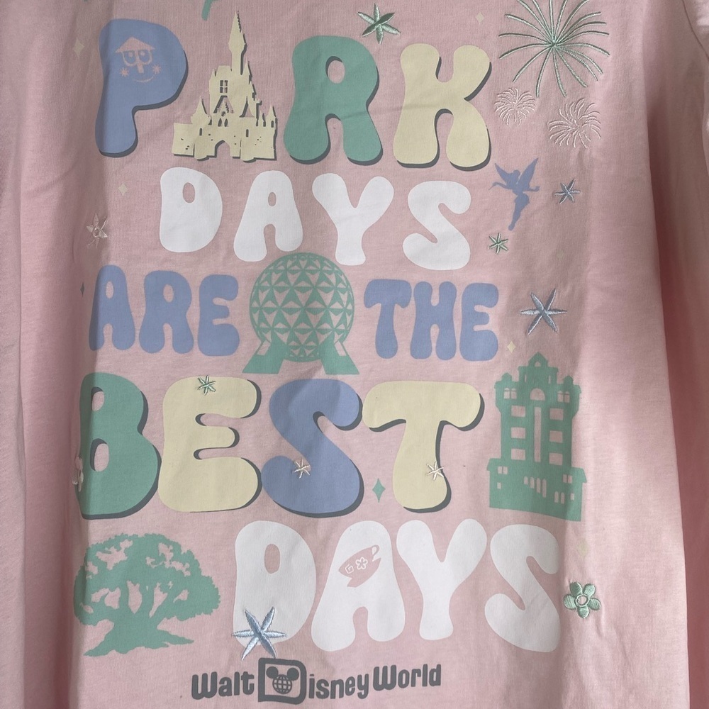 Disney Graphic/Embroidery Park Days Are The Best Days Short Sleeve Tee Pink 1X - Picture 2 of 8